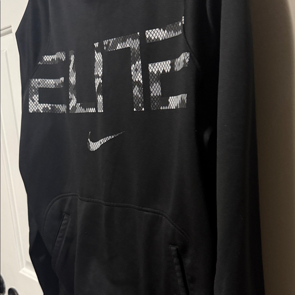 🏀 Nike Dri-FIT Elite Hoodie | S | Black Snakeskin Print 🖤 - Picture 3 of 5